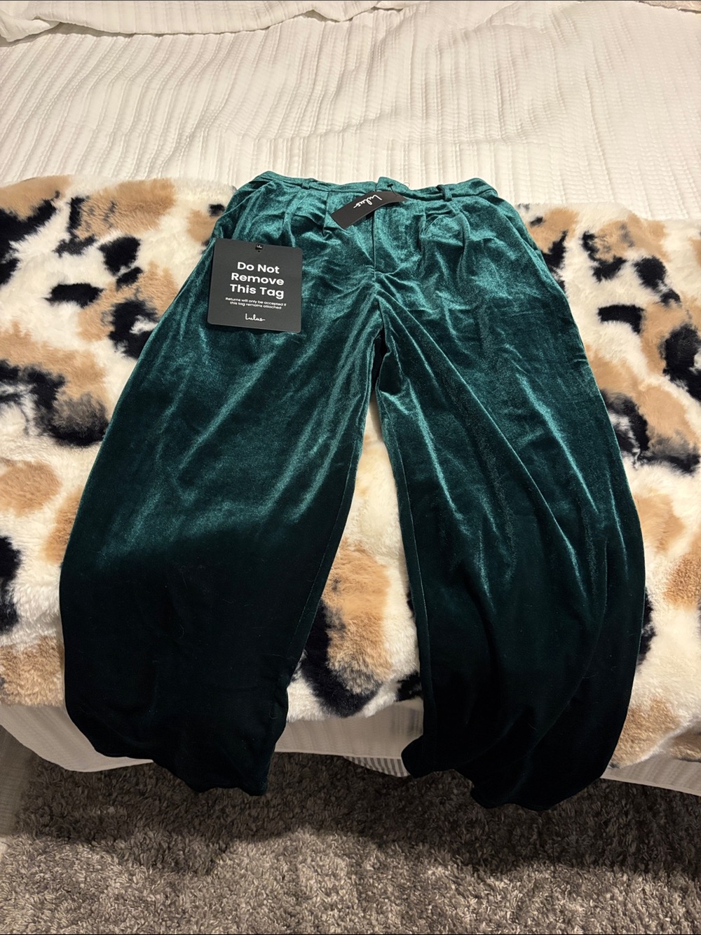 Lulu's Velvet Pull-On Pants - Emerald